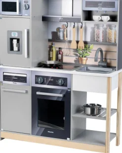 Cuisine Miele Family, Super-modèle En Bois De^Klein